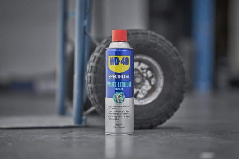 How to make your door stop squeaking WD40 Australia