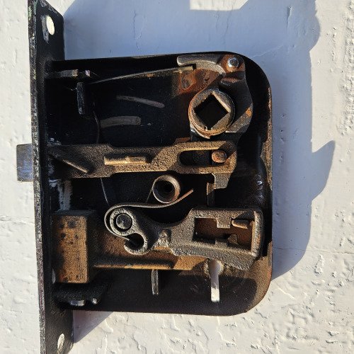 Old door lock repair