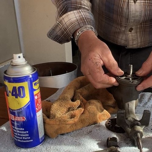 MINCING MEMORIES: THE WD-40 REVIVAL
